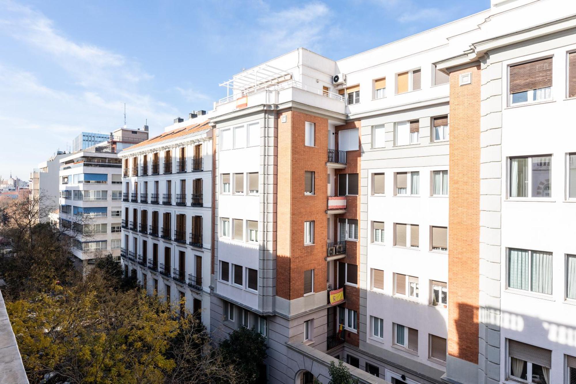 Montaber Apartments - La Paz Market Madrid Buitenkant foto
